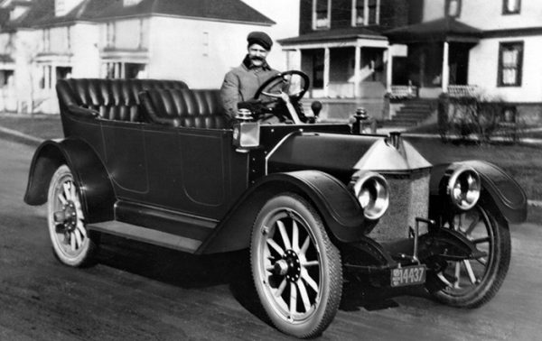 » Louis Chevrolet | Automotive Hall of Fame